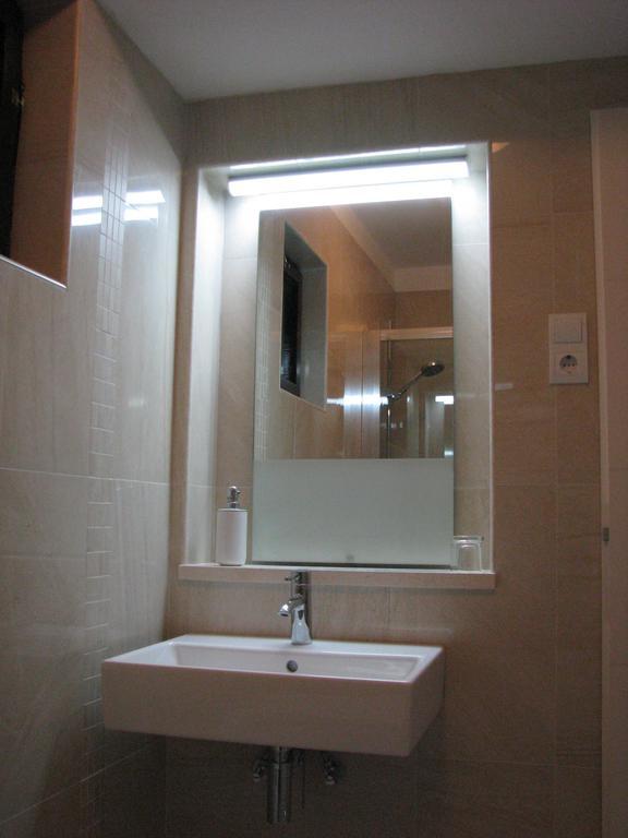 Apartments Blanka Zrnovo Habitación foto